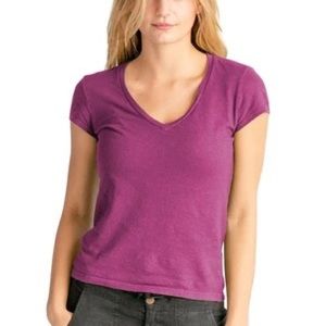 Ibex Women’s Essentials V Neck Short Sleeve Tee, size Medium